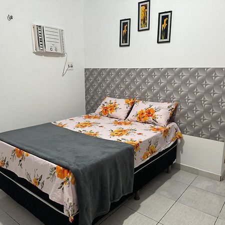 Apt com ótima localização, com Wi-fi, próximo do Shopping e Aeroporto Manaos Exterior foto
